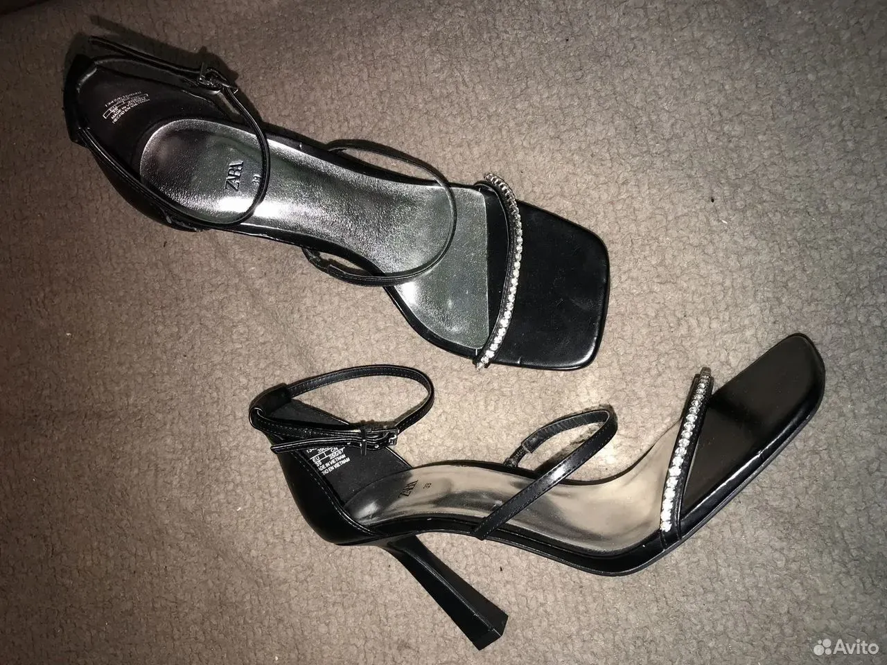Черные туфли Zara со стразами