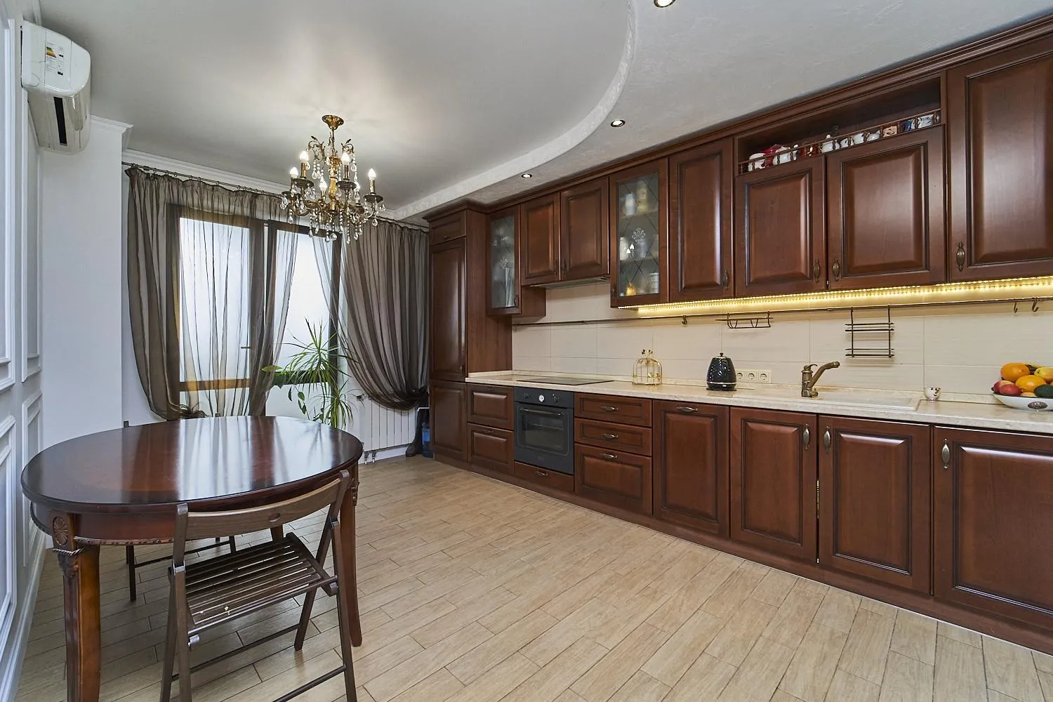 Продам 3-комнатную квартиру в ЖК Бригантина